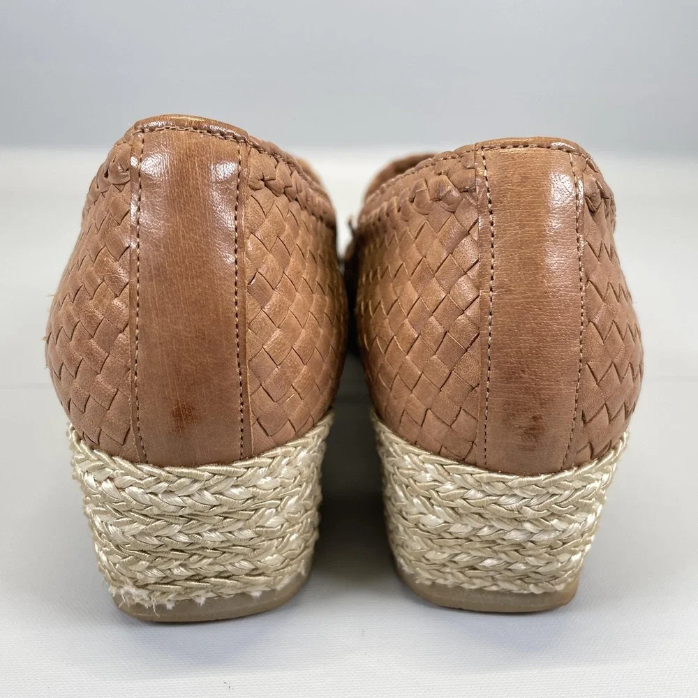 Andre Assous Espadrille Wedge Loafers Womens Size 7 Narrow Woven Leather Shoes